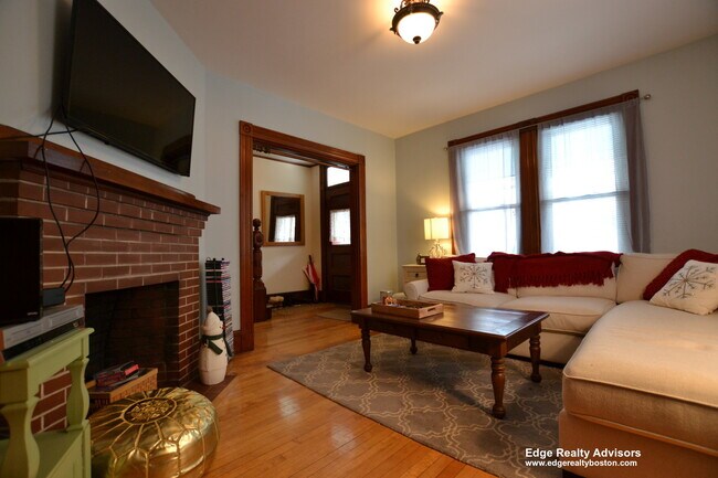 Photo - 78 Surrey St