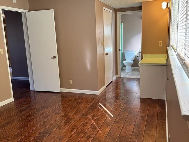 Photo - 2991 Neet Ave Unidad 2