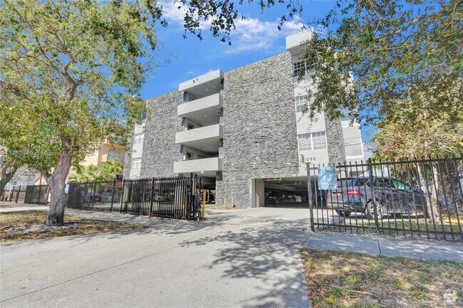 Building Photo - 1035 W 77th St Unit 313 Rental