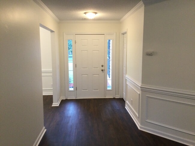 Photo - 128 Nandina Wy