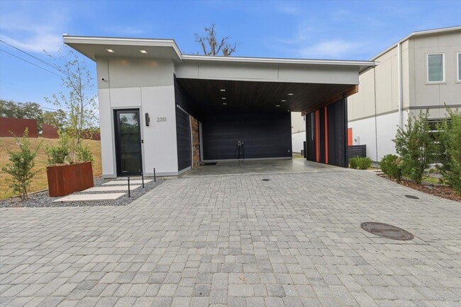 Building Photo - 2351 Lake Hall Rd