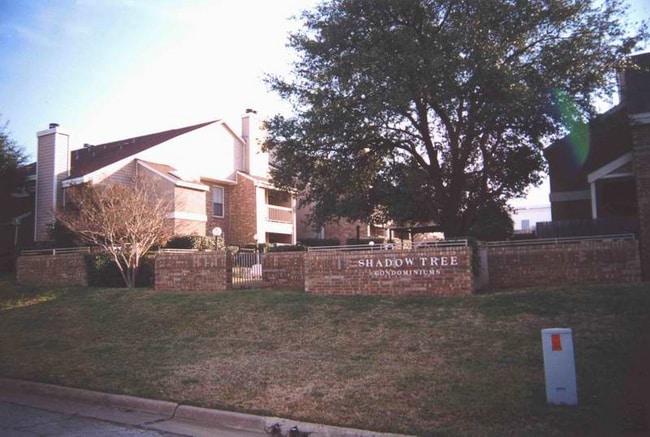 Photo - 2225 Madison Dr Unit 103
