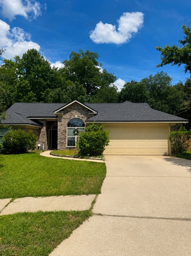 Building Photo - 142 Meadowside Ln