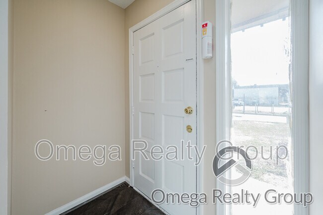 Photo - 3388 McGehee Rd Unidad Apt E