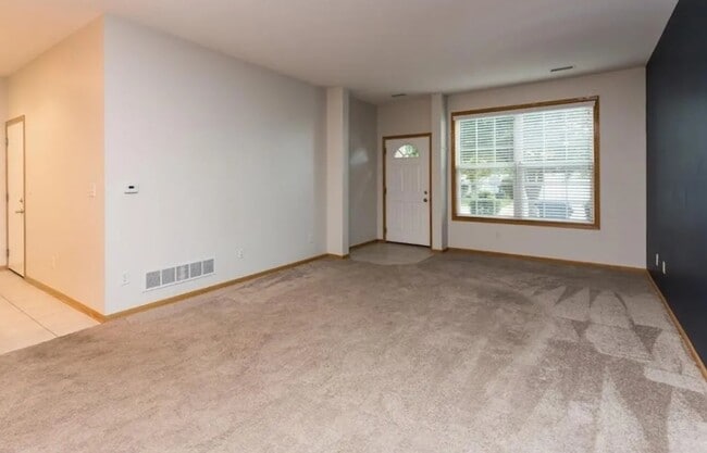 Photo - 277 S 79th St