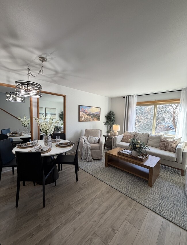 Photo - 574 Killarney St