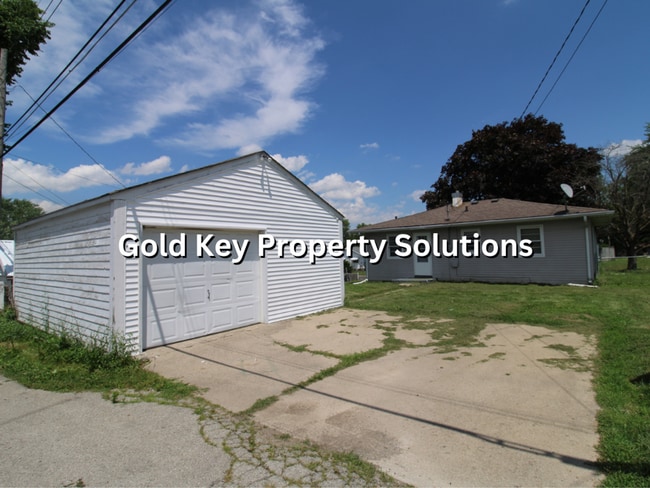 Photo - Cute 2 bed 1 bath Home For Rent W/ Detached Garage (SECTION 8 APPROVED)