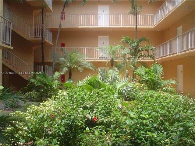 Photo - 455 S Pine Island Rd Unidad 306C