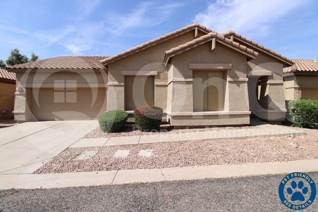 Building Photo - 906 E Sheffield Ave