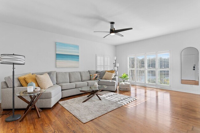 Photo - Executive Style 3 bed 2.5 bath home on Hil...