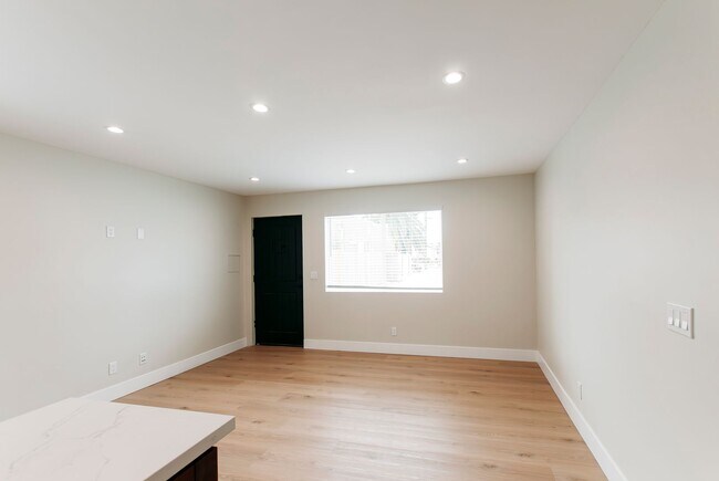 Photo - Cypress Street Unit 25306 1/2