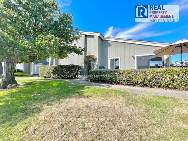 Photo - Stunning 2 Bedroom 1.5 Bathroom Waterfront Townhome in Foster City