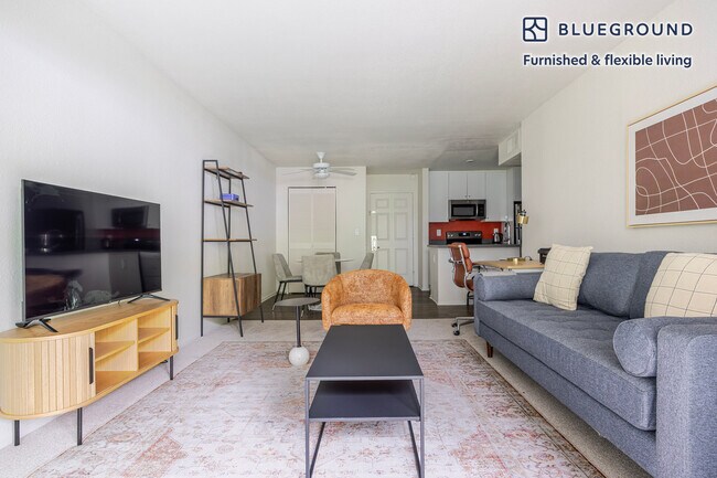 Photo - 3600 Barham Blvd Unidad FL2-ID1323