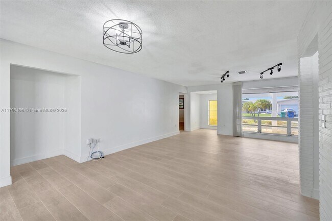 Photo - 9121 SW 54th Pl House