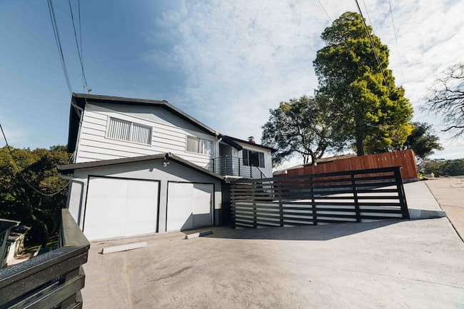 Photo - 1270 Tiegen Dr Unit 1