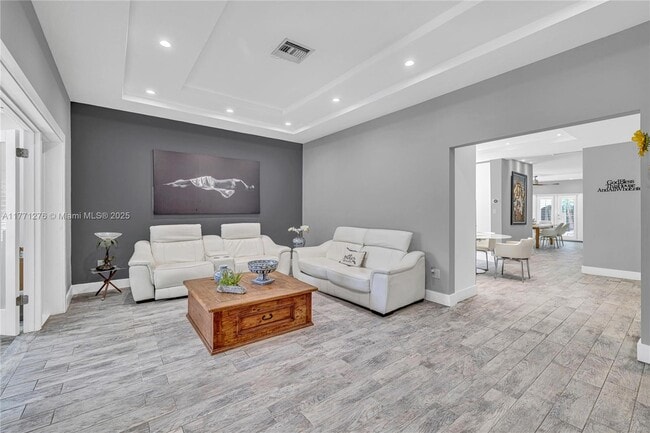 Photo - 2263 SW 12th St