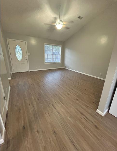 Photo - 402 Faulkner Dr