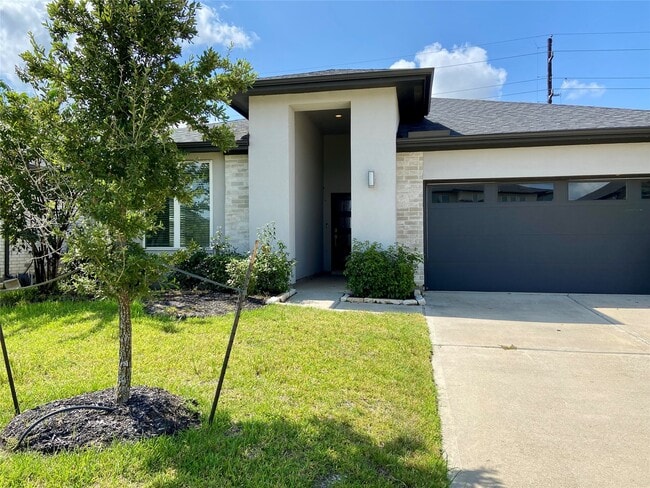 Building Photo - 28503 Hannahs Harbor Ln