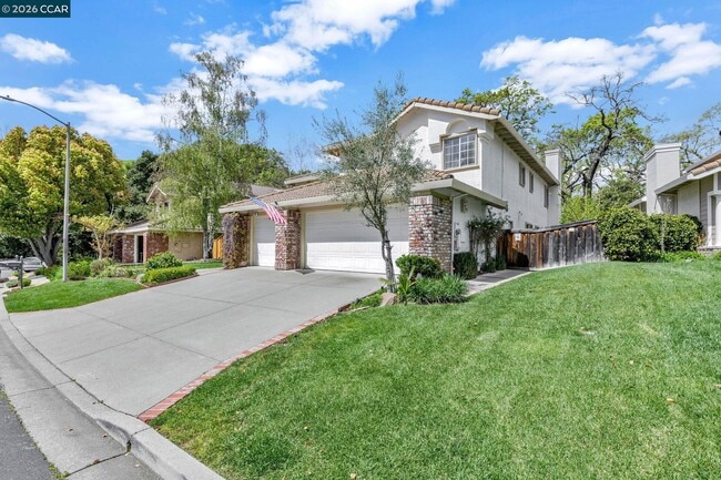 Photo - 668 Sun Tree Ct