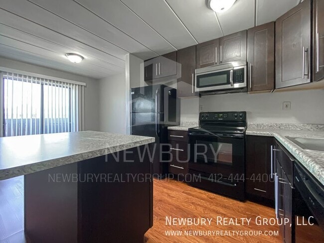 Building Photo - 1814 Chessland St Unit Apt. 9