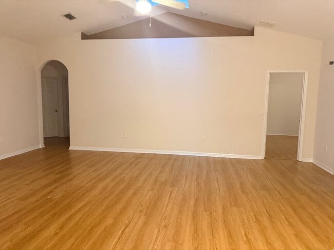 Photo - 1804 SW 65th Dr