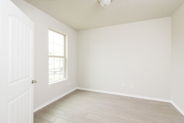 Photo - 5018 Brewcastle Ln