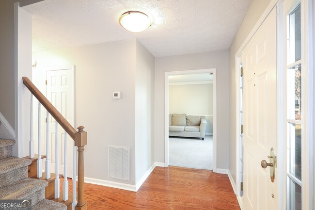 Photo - 801 Agate Edge