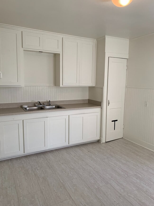 Photo - 3/2 fence yard kilgore pet friendly