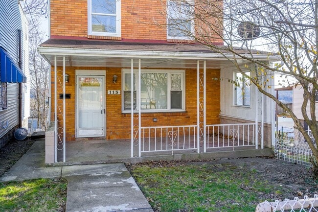 Photo - Beautiful Newly Renovated 3BD 1BA House on Mt Washinton