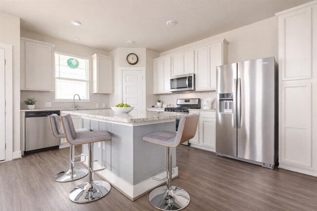 Building Photo - 7401 Grand Linden Wy Unit 78