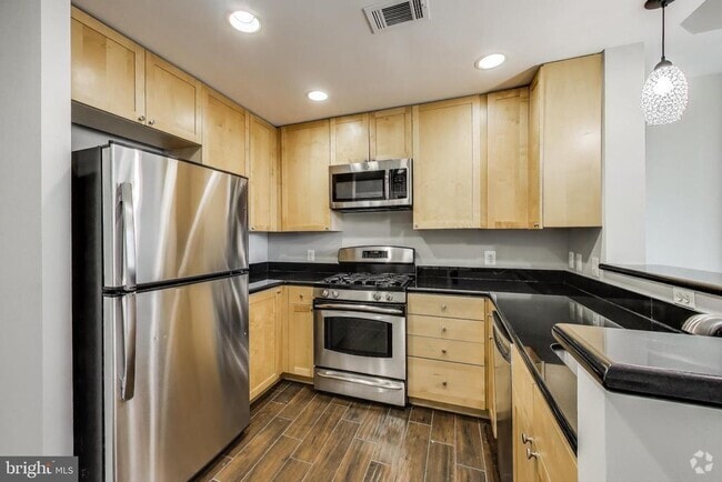 Building Photo - 3600 S Glebe Rd Unit 914 Rental