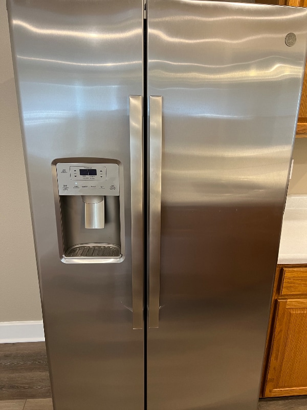 Photo - 692 W 5th St