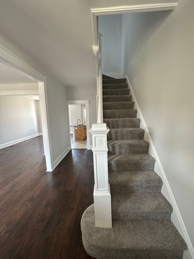 Photo - 3 Bedroom with Private Garage