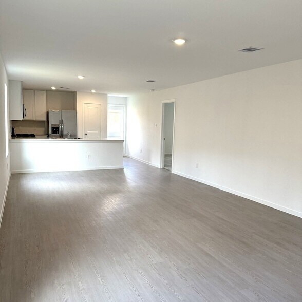 Photo - 26742 Cascade Sunrise St