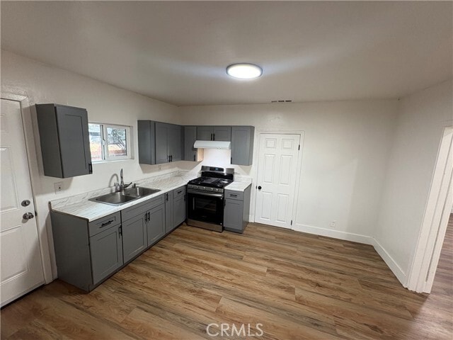 Photo - 1362 Garnet St