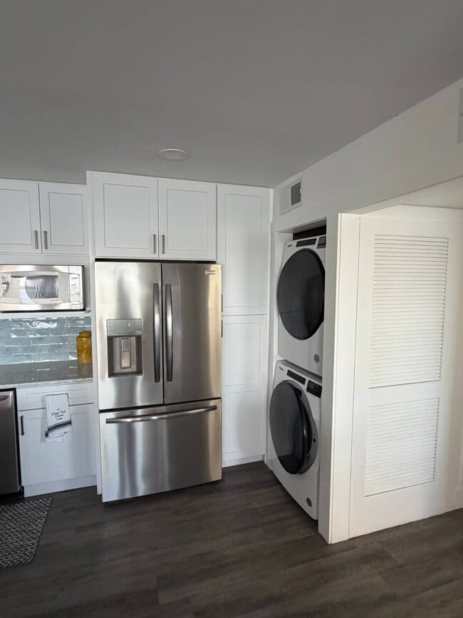 190 E Olmstead Dr Unit F25