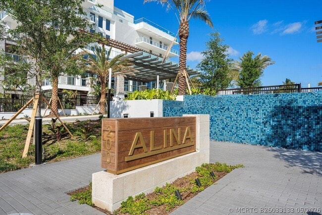 Building Photo - 200 SE Mizner Blvd Unit 211