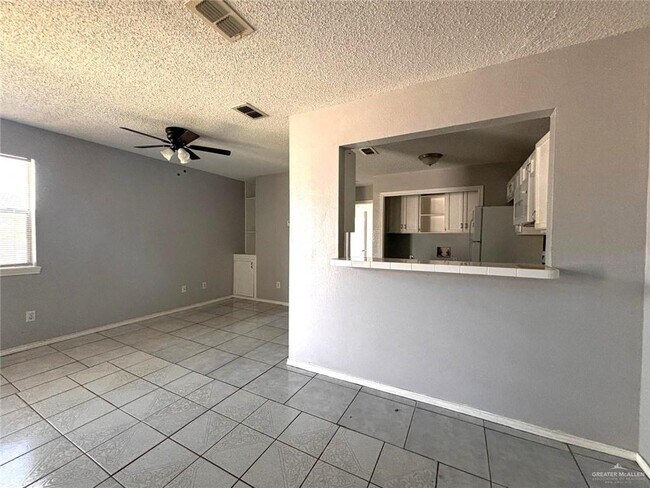 Photo - 7 N 11th St Unit F