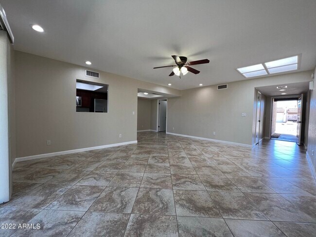 Photo - 2534 E Villa Theresa Dr