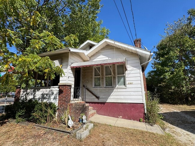 Building Photo - 2161 East Ave Rental