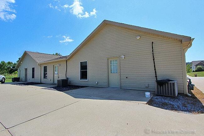 Photo - Spacious 2 bedroom