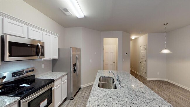 Photo - 4048 Kingsbrook Blvd