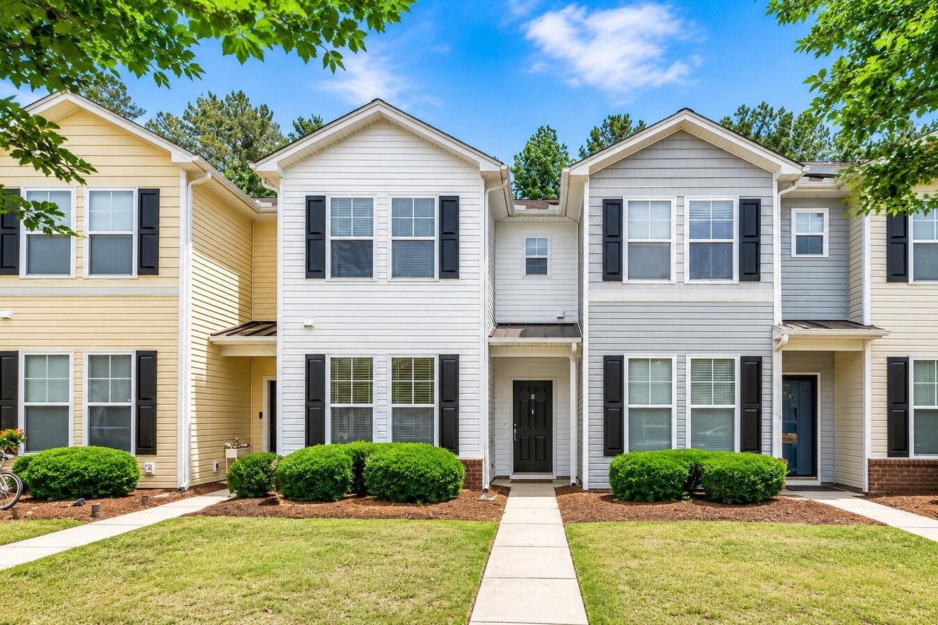 Photo - 190 Olde Towne Way