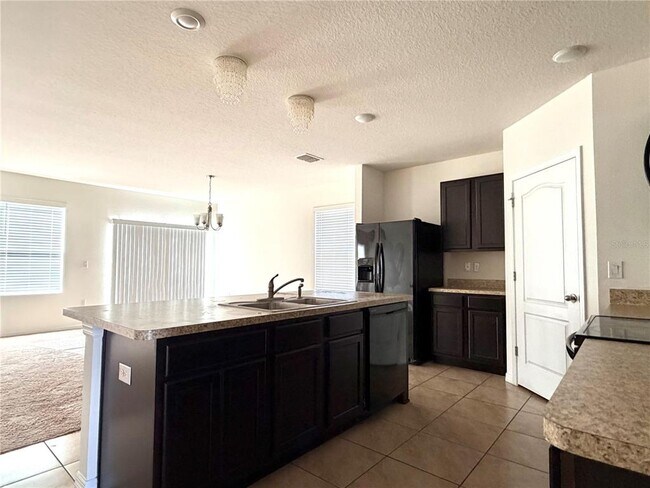 Photo - 540 Honey Bell Rd