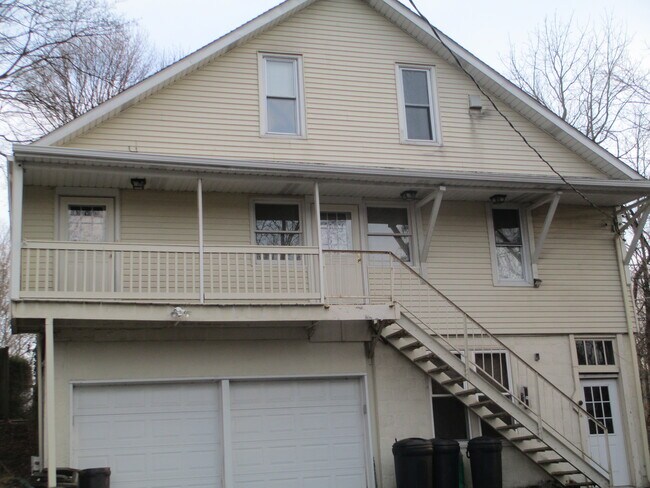 Photo - 159 Analomink St Unit Apartment 2