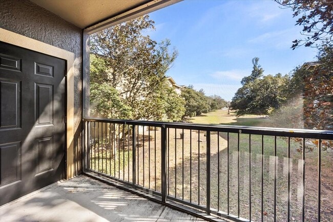 Building Photo - 126 Vista Verdi Cir Unit 236