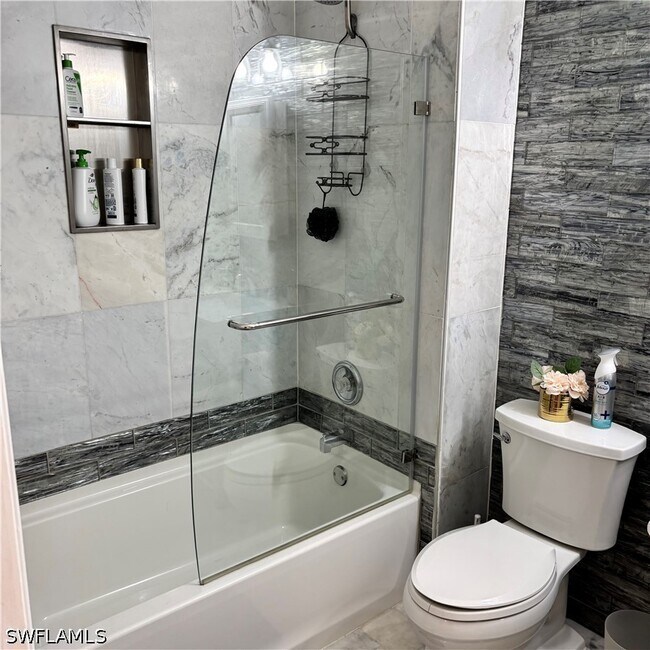 1340 Charleston Square Dr Unit 203
