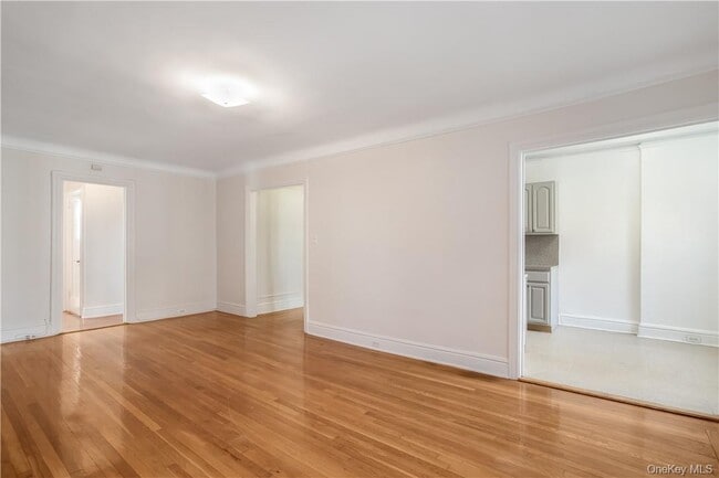 Photo - 250 Martine Ave Unit 4E