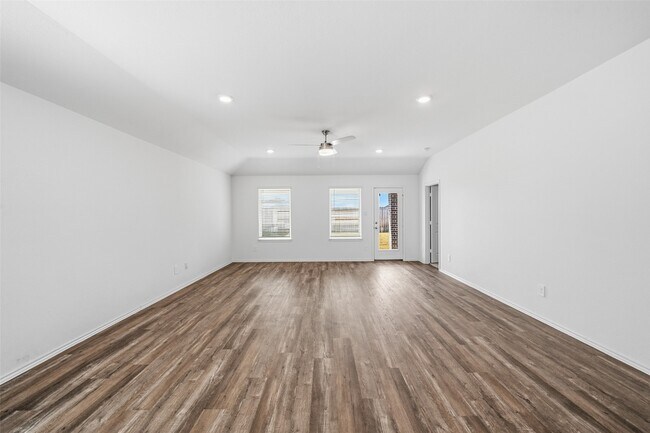 Building Photo - 6015 Mocha Palms Dr