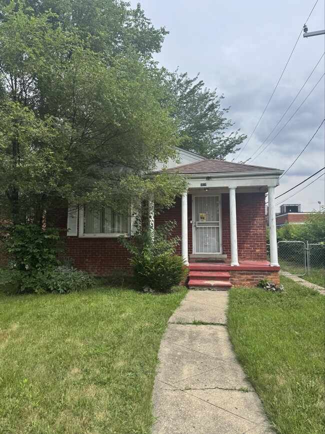 Building Photo - 8824 Artesian St Rental